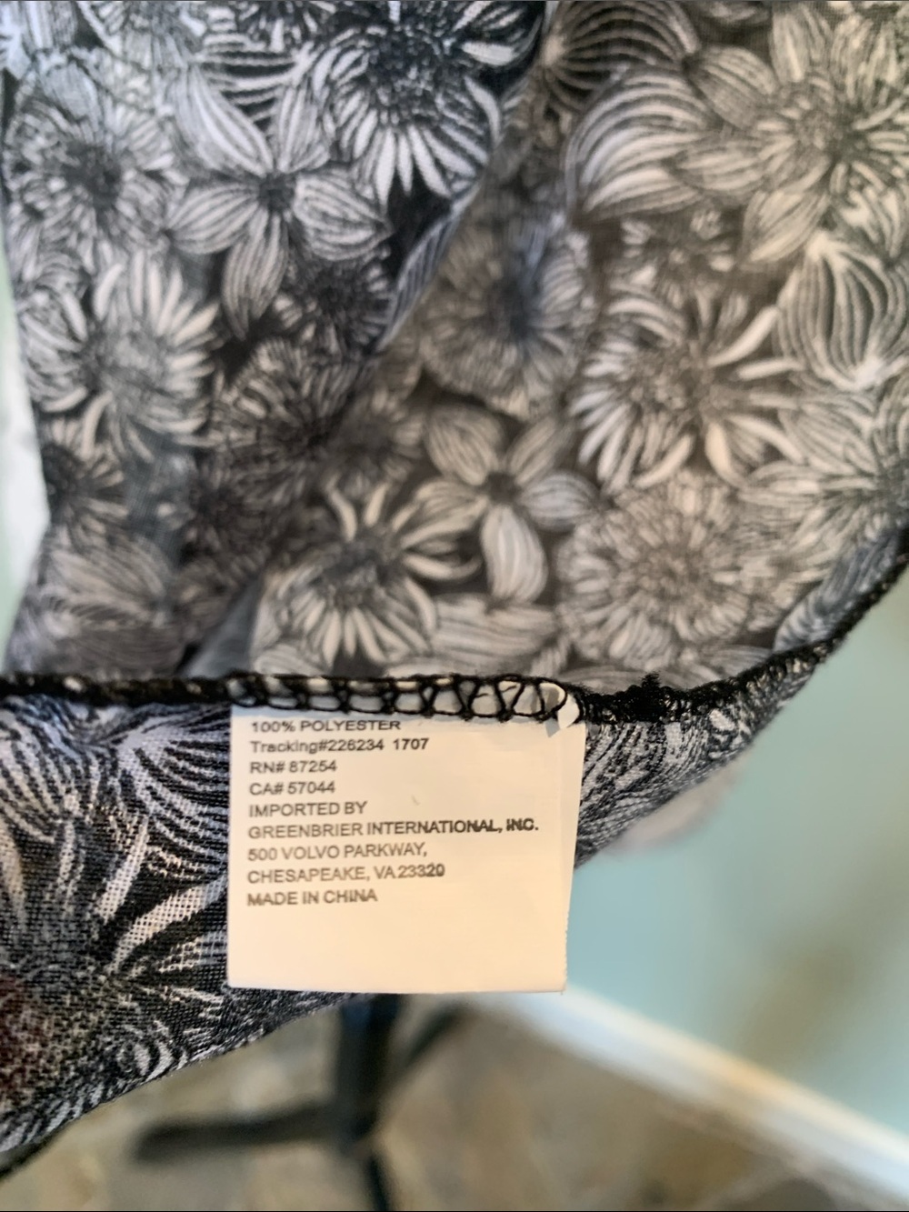 Women’s Lightweight Semi-Sheer Black and Gray Botanical Floral Accessory Scarf - Picture 3 of 6